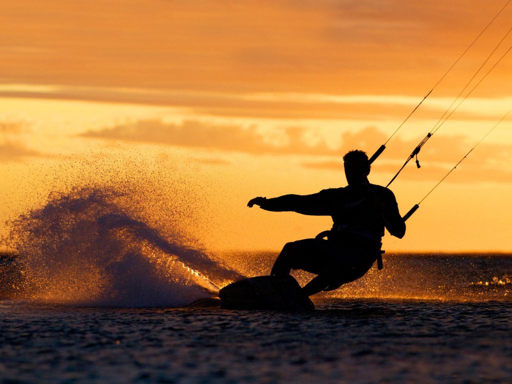 Kitesurfing Fregene